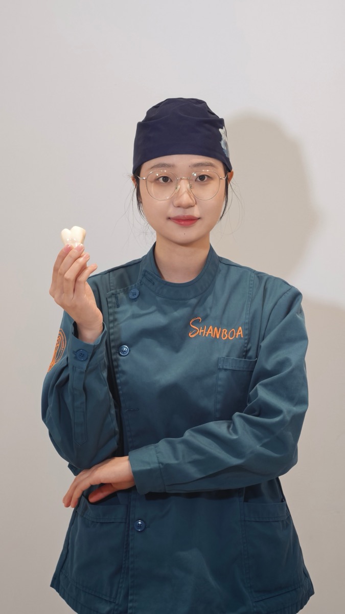 郑医生 汕博雅口腔